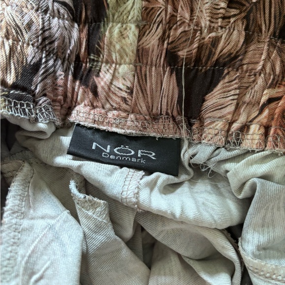 Nor Denmark pull on pants. - Picture 6 of 7